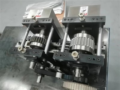Roller Fin Dimple
